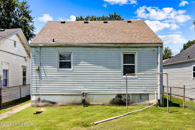 3631 Kahlert Ave, Louisville, KY 40215