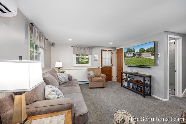 4027 Marion Street, Hudsonville, MI 49426