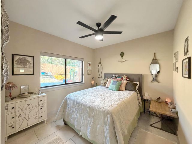 1151 Eastview DR, Canyon Lake, TX 78133