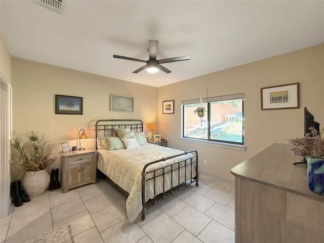 1151 Eastview DR, Canyon Lake, TX 78133