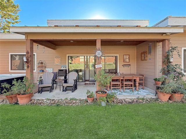 1151 Eastview DR, Canyon Lake, TX 78133