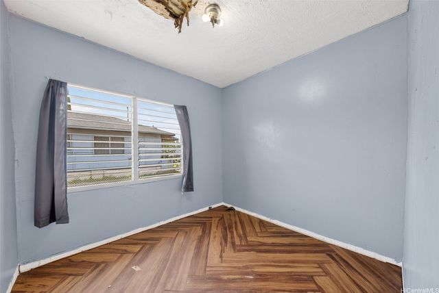1057 Ehoeho Avenue, Wahiawa, HI 96786