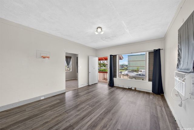 1057 Ehoeho Avenue, Wahiawa, HI 96786