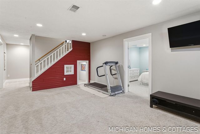 221 Foxdown Road, Holland, MI 49424