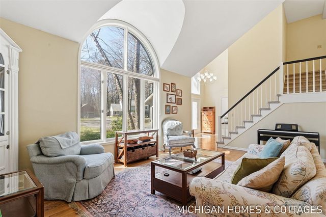 221 Foxdown Road, Holland, MI 49424