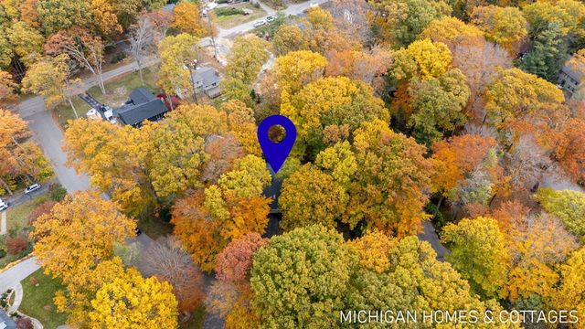 221 Foxdown Road, Holland, MI 49424