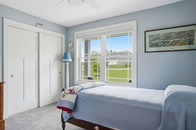 11 Hetnars Way, Epping, NH 03042