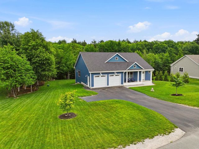 11 Hetnars Way, Epping, NH 03042