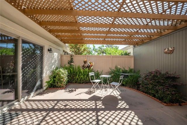 4102 Avenida Sevilla, Cypress, CA 90630