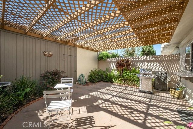 4102 Avenida Sevilla, Cypress, CA 90630