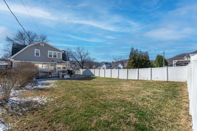 317 Gay Street, Erwin, TN 37650
