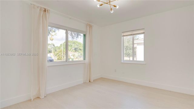 1230 NE 133rd St, North Miami, FL 33161