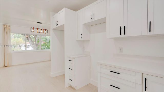 1230 NE 133rd St, North Miami, FL 33161