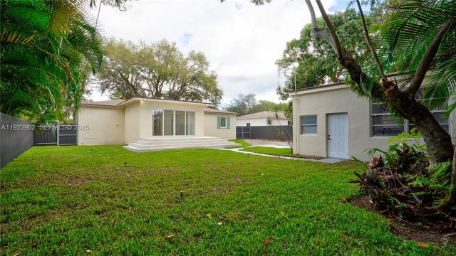 1230 NE 133rd St, North Miami, FL 33161