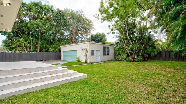 1230 NE 133rd St, North Miami, FL 33161