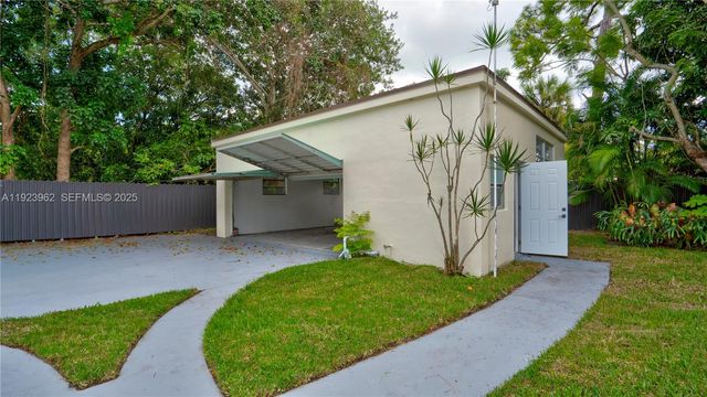 1230 NE 133rd St, North Miami, FL 33161