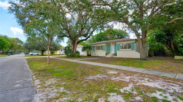 1230 NE 133rd St, North Miami, FL 33161