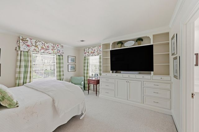 222 Kingsway Drive, Lexington, KY 40502