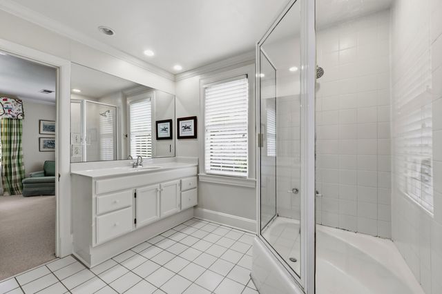 222 Kingsway Drive, Lexington, KY 40502