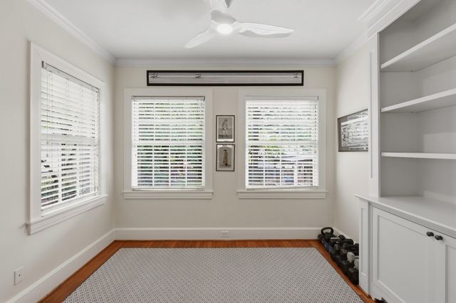 222 Kingsway Drive, Lexington, KY 40502