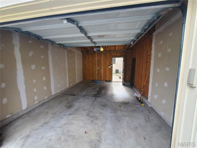 3256 Domain Street, St Charles, MO 63301