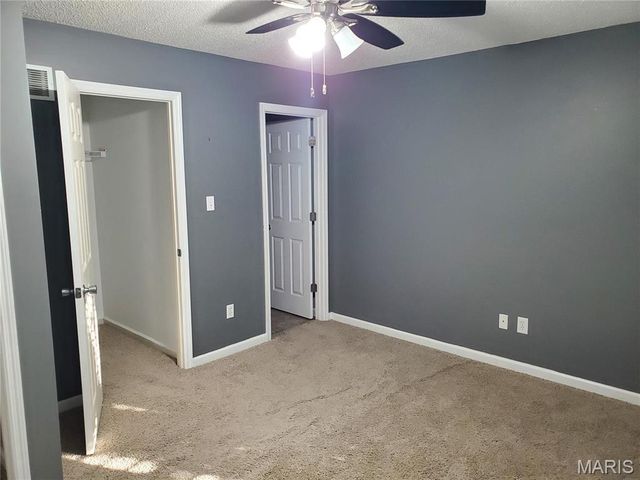 3256 Domain Street, St Charles, MO 63301