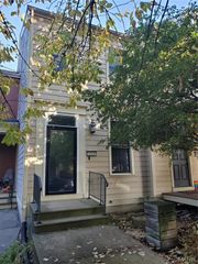 3256 Domain Street, St Charles, MO 63301