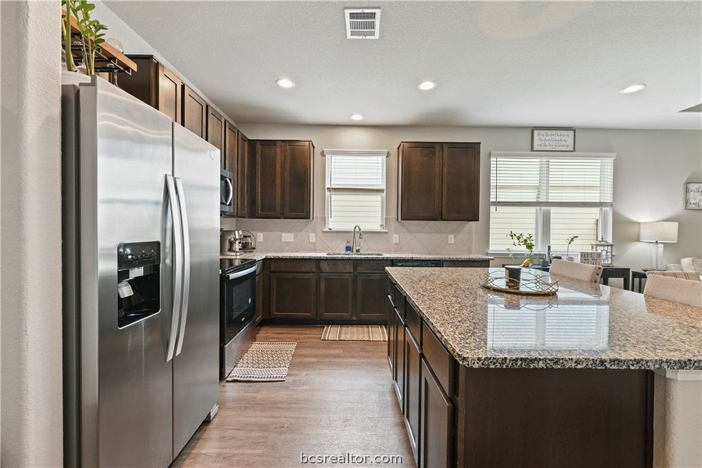 5741 Cerrillos Drive, Bryan, TX 77807 — photo 5