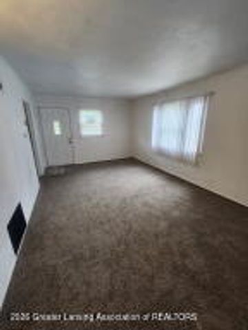 906 West Street, Lansing, MI 48915