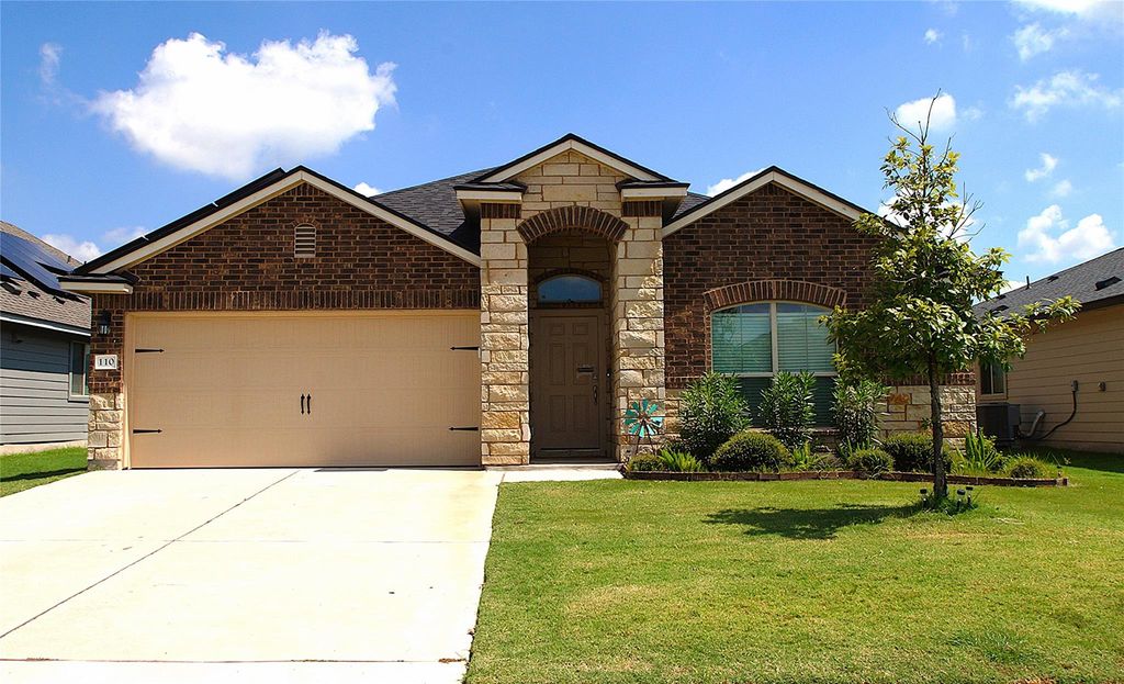 110 Nathaniel DR, Taylor, TX 76574