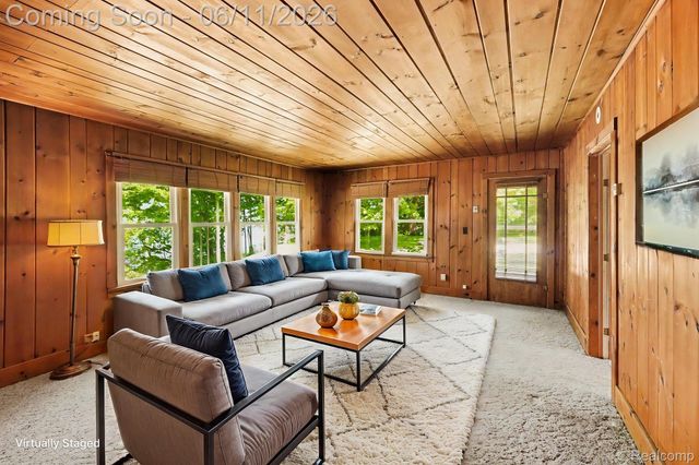 3931 S Shore Drive, Elba Township, MI 48446