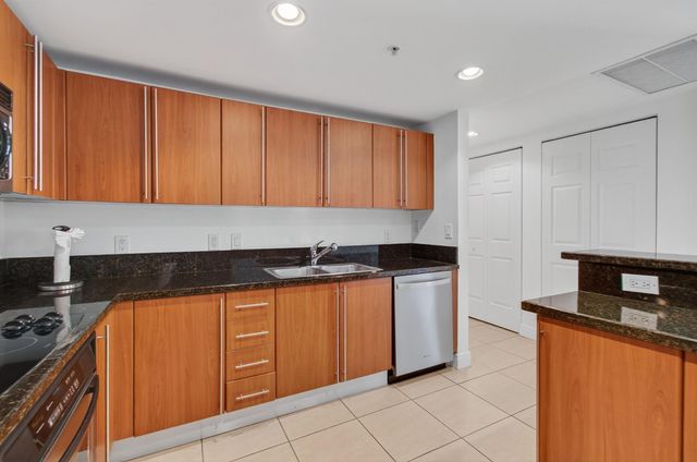 610 Clematis Street 433, West Palm Beach, FL 33401