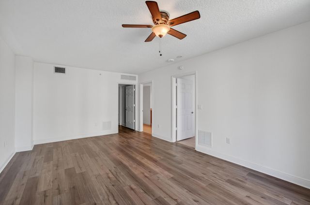 610 Clematis Street 433, West Palm Beach, FL 33401