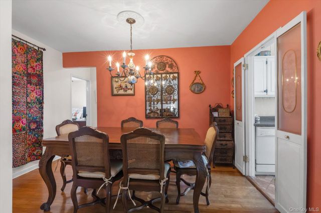 83-35 139 Street 5M, Briarwood, NY 11435
