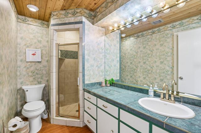 2516 Circle DR, Marble Falls, TX 78654