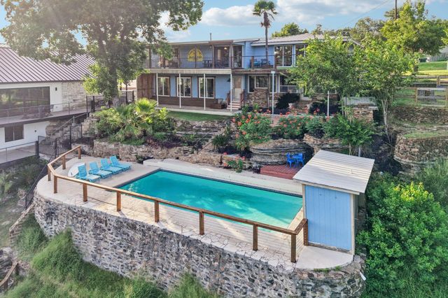 2516 Circle DR, Marble Falls, TX 78654