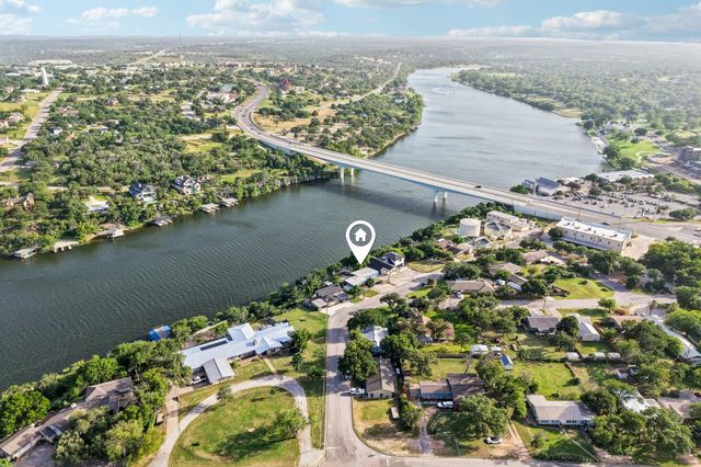 2516 Circle DR, Marble Falls, TX 78654