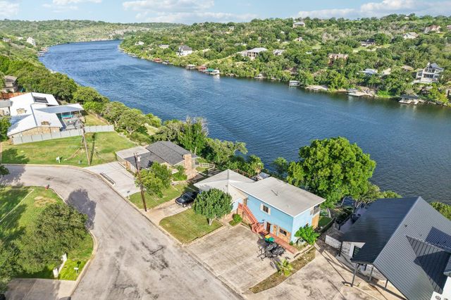 2516 Circle DR, Marble Falls, TX 78654