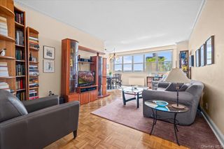 555 Kappock Street 2T, Bronx, NY 10463