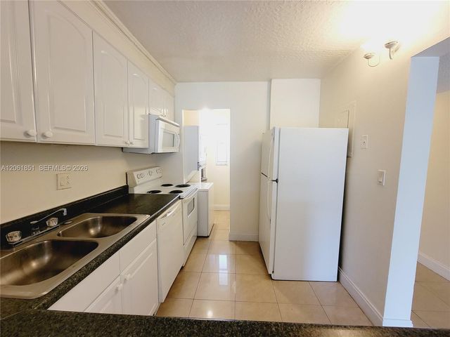 8040 N Colony Circle N 108, Tamarac, FL 33321