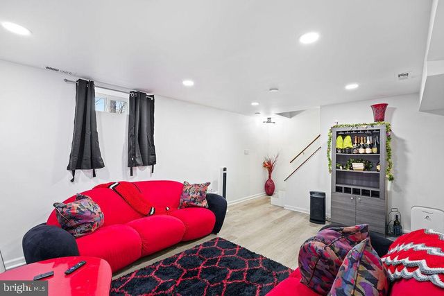 997 MOUNT ZION MARLBORO RD, Lothian, MD 20711