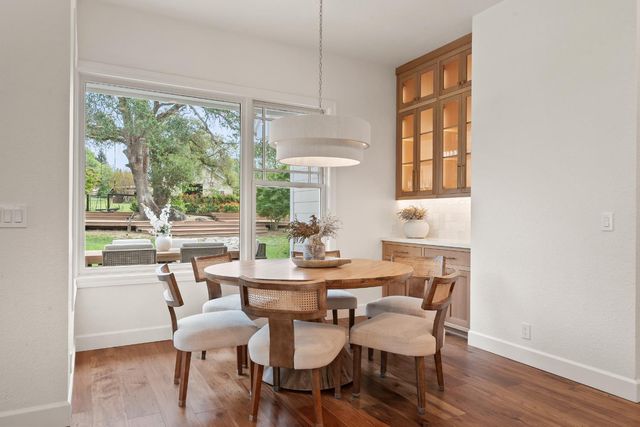 8315 Horseshoe Bar Rd, Loomis, CA 95650