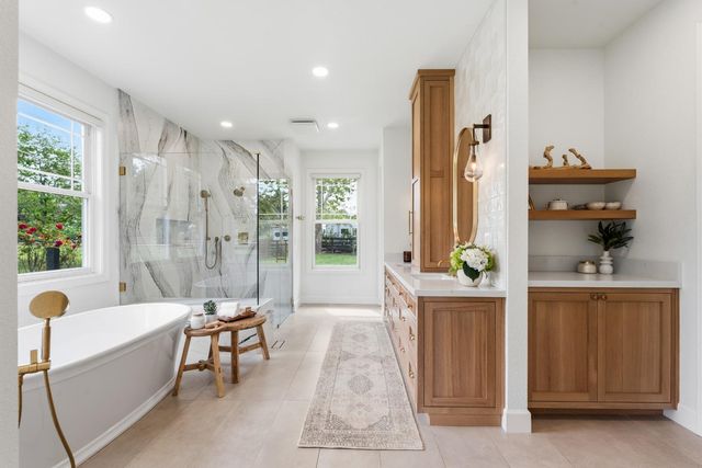 8315 Horseshoe Bar Rd, Loomis, CA 95650