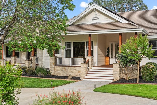 8315 Horseshoe Bar Rd, Loomis, CA 95650