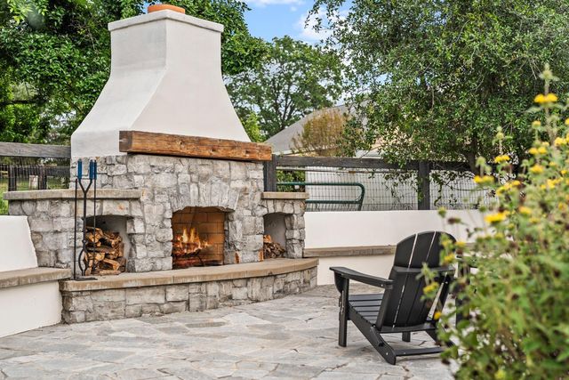 8315 Horseshoe Bar Rd, Loomis, CA 95650