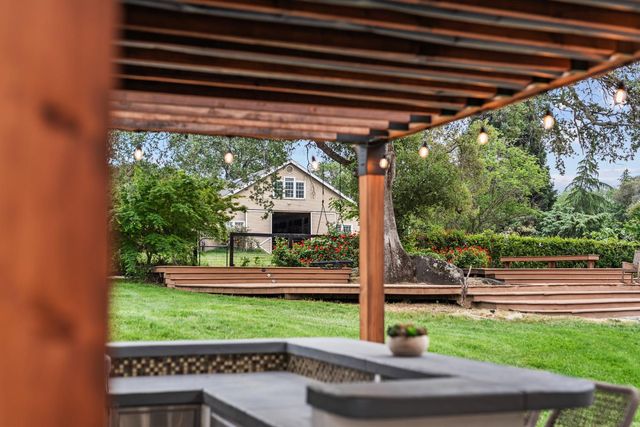 8315 Horseshoe Bar Rd, Loomis, CA 95650