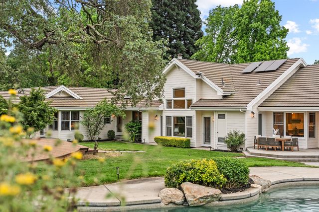 8315 Horseshoe Bar Rd, Loomis, CA 95650