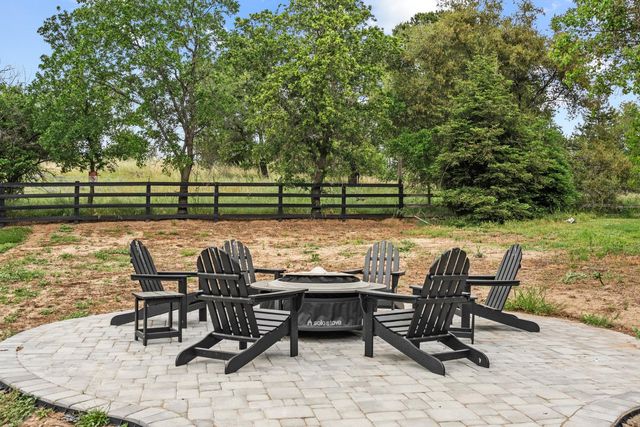 8315 Horseshoe Bar Rd, Loomis, CA 95650