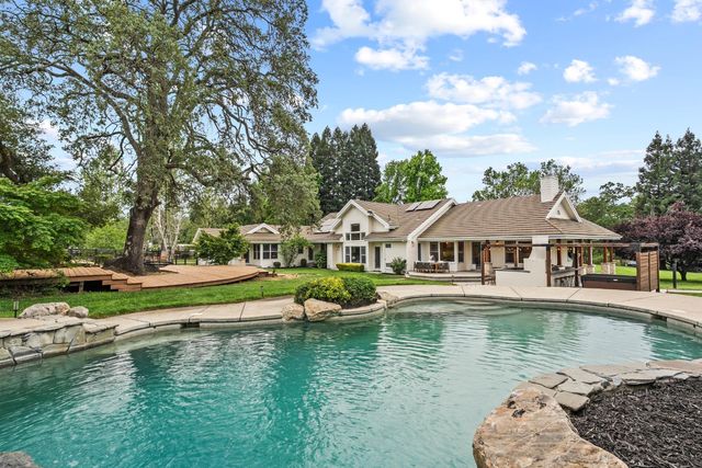 8315 Horseshoe Bar Rd, Loomis, CA 95650