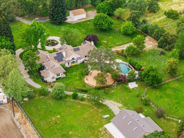 8315 Horseshoe Bar Rd, Loomis, CA 95650